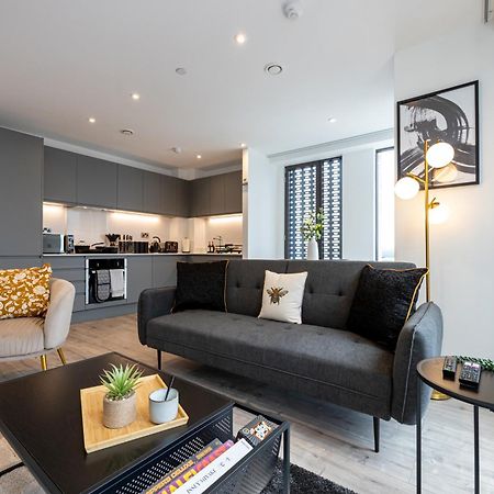 Апартаменты Royal Ebony By Asquare Lettings Манчестер Экстерьер фото