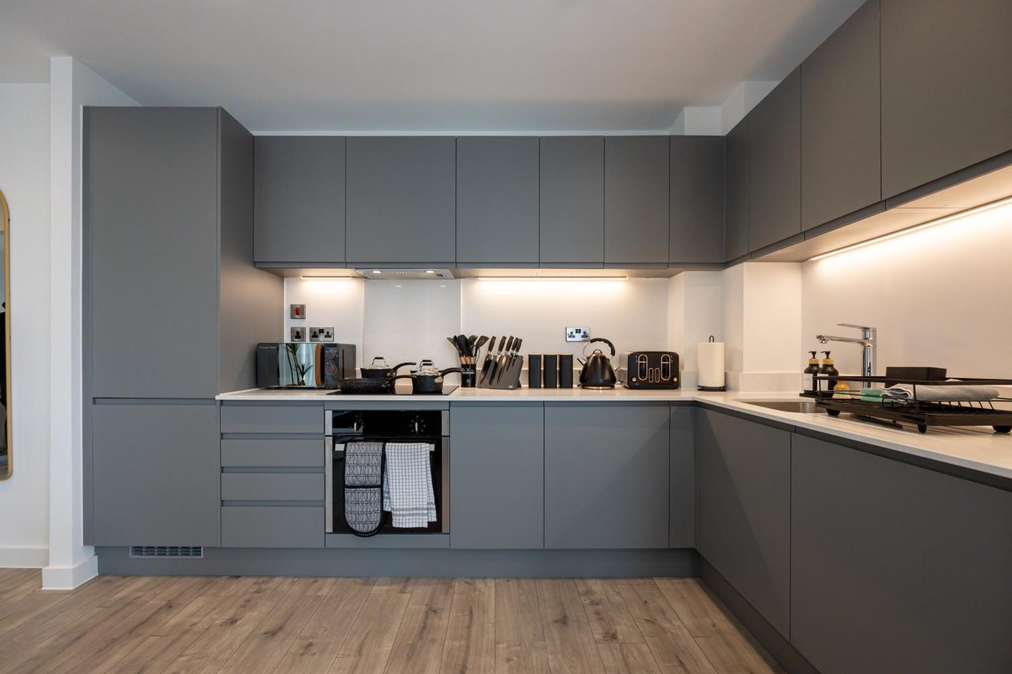 Апартаменты Royal Ebony By Asquare Lettings Манчестер Экстерьер фото