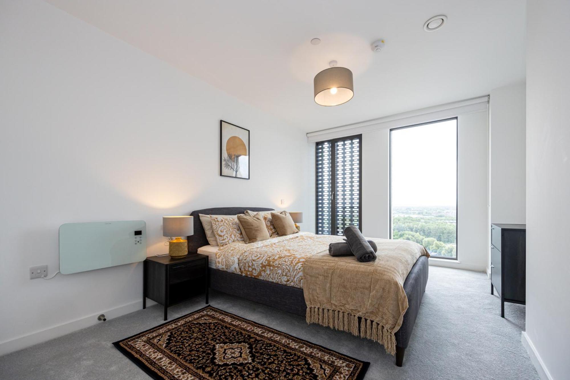 Апартаменты Royal Ebony By Asquare Lettings Манчестер Экстерьер фото