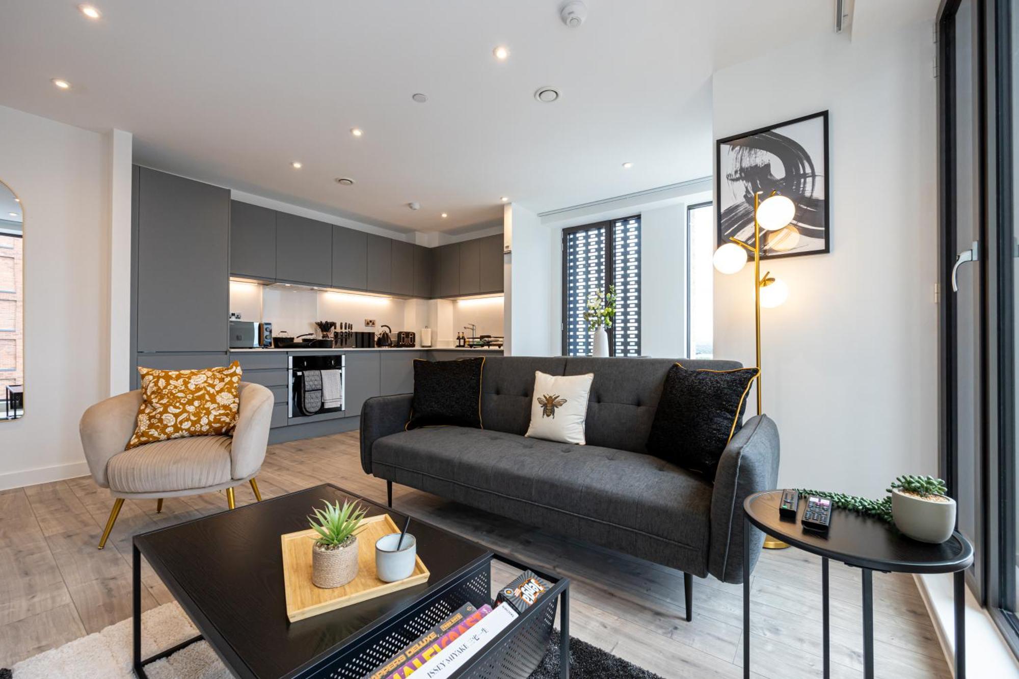 Апартаменты Royal Ebony By Asquare Lettings Манчестер Экстерьер фото